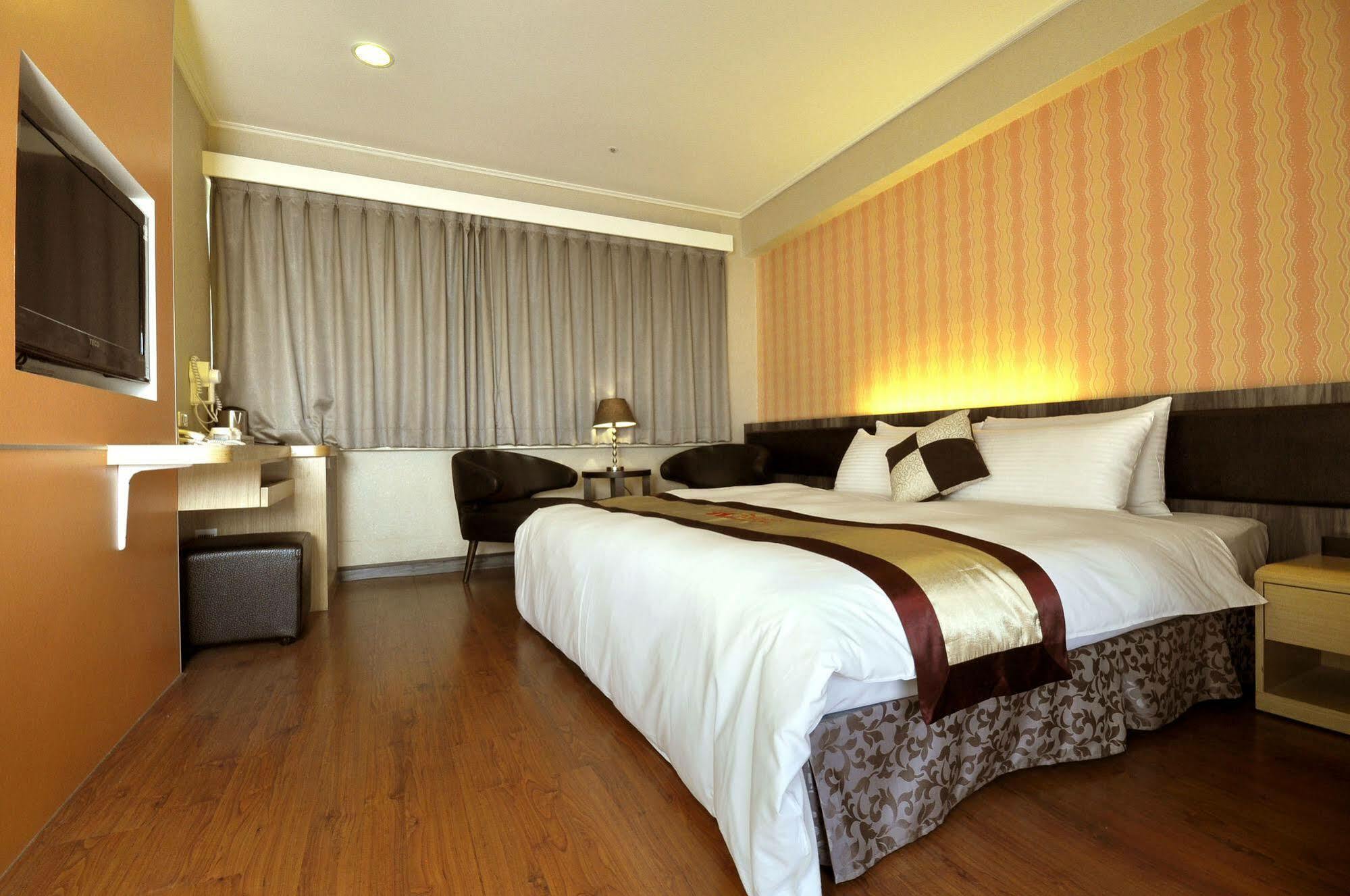 โรงแรมฟิช เกาสง ภายนอก รูปภาพ